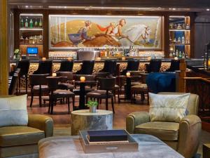 Lounge alebo bar v ubytovaní Aspen St, Regis Luxury 3 Bedroom Residence - 5-star Resort In World Class Destination