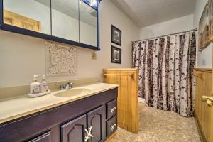 Φωτογραφία από το άλμπουμ του McArthur Cabin Peaceful Getaway on Farm! σε Stella +17 φωτογραφίες