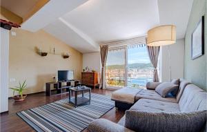 Posezení v ubytování Stunning Apartment In Vela Luka With Wifi