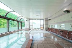 MolinHotels201温泉付き別荘 -アクティビティを満喫できる札幌定山渓-2LDK W-beds2&S-beds4内部或周边的泳池