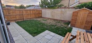 Κήπος έξω από το Shirley L, Milton, Cambridge, 4 BR House, Newly Refurbished