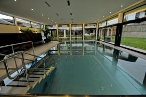 Bazén v ubytování Hotel Rettenberg nebo v jeho okolí