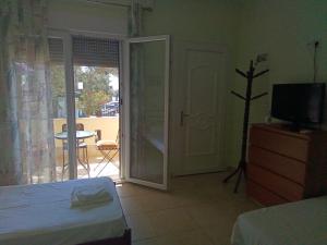 A bed or beds in a room at Irina Haus