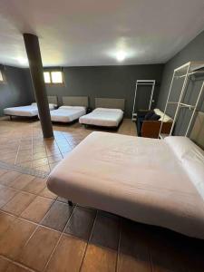 Fotografie z fotogalerie ubytování Casa con piscina en el centro de Marbella. v destinaci Marbella