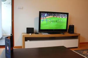 Exceptional Suite TV 또는 엔터테인먼트 센터
