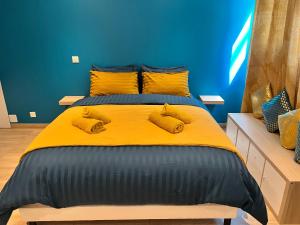 Posteľ alebo postele v izbe v ubytovaní Narbnb - EDEN SUITE - Jacuzzi - Parking - Clim