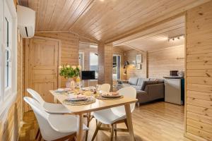 Fotografie z fotogalerie ubytování Mikkelparken Ferietun v destinaci Kinsarvik