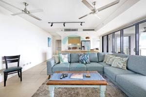 Posezení v ubytování ZEN PARADISE - 2-BR Waterfront Ocean View Retreat