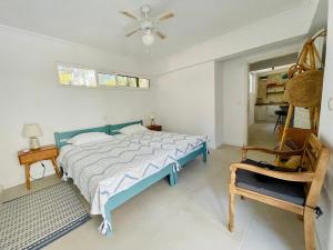 Ένα ή περισσότερα κρεβάτια σε δωμάτιο στο Beach Villa Isidora
