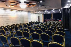 Ruang duduk di Hotel El Bey Constantine