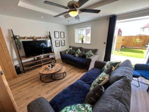 Posezení v ubytování DAIRY COTTAGE WHITBY