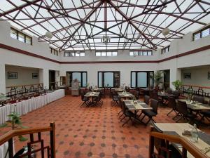 Restaurace v ubytování Hotel Preethi Classic Towers