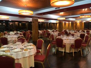 Hospedium Hotel Juan II餐厅或其他用餐的地方