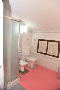 A bathroom at Casa Emanuela, Il nostro Nido d'amore