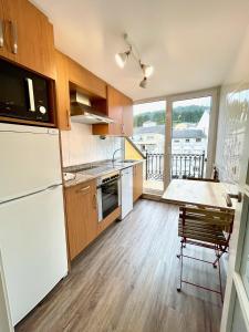 A kitchen or kitchenette at The Cliffs - Ria do Vicedo