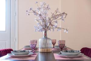 Imagen de la galería de Erifili Luxury Apartment, en Samos