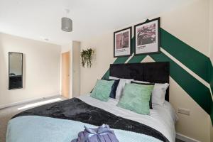 Kama o mga kama sa kuwarto sa 30 percent OFF! Emerald 3 Bed Gem in Southampton