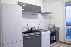 Zdjęcie z galerii obiektu Chambre aéroport Charles de Gaulle Dans une colocation Flatshare w mieście Sevran