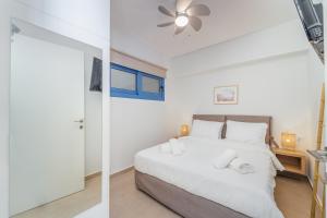 Posteľ alebo postele v izbe v ubytovaní Greek Beach House Complex B3