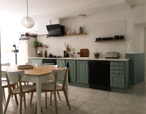 Ett kök eller pentry på «Coeur de vie » logement hyper centre de Bagnères de Bigorre
