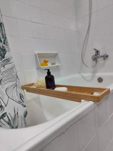 Fotografie z fotogalerie ubytování Renovado, luminoso y confortable loft con piscina v destinaci La Pineda