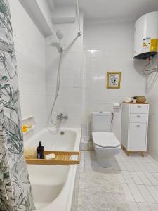 Fotografie z fotogalerie ubytování Renovado, luminoso y confortable loft con piscina v destinaci La Pineda
