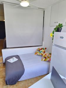 Fotografie z fotogalerie ubytování Renovado, luminoso y confortable loft con piscina v destinaci La Pineda