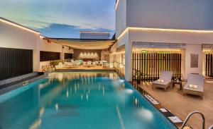 Bazén v ubytování HYCINTH Hotels nebo v jeho okolí