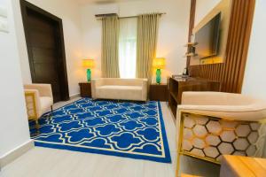 Ruang duduk di Isglo Hotels Ikoyi