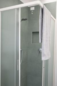 A bathroom at La casa di Anna green Még 32 kép