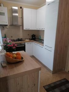 A kitchen or kitchenette at Casa Domenico
