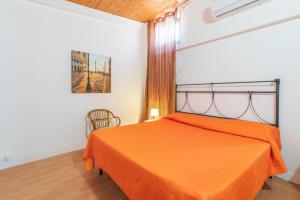 Кровать или кровати в номере Villa con piscina al mare