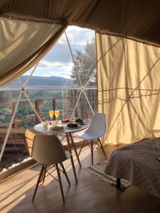 Příroda nedaleko luxury tent