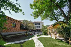 Zahrada ubytování Madin Eco Hotel