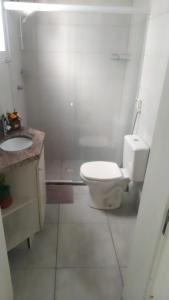 Et badeværelse på Casa Temporada - 2 Quartos