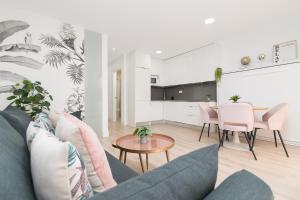 Posedenie v ubytovaní Suite Homes Marbella Beach 605
