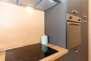 A kitchen or kitchenette at Angeletti Home