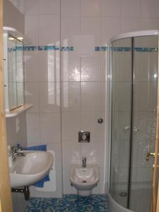 Un baño de Appartement Luisa 10 fotos más
