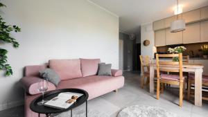 Kuchyňa alebo kuchynka v ubytovaní Flatbook - City Center SPA Apartments Toruńska + 37 fotografií