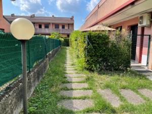 A garden outside ONLY THE BEST 5 tra Venezia e Treviso