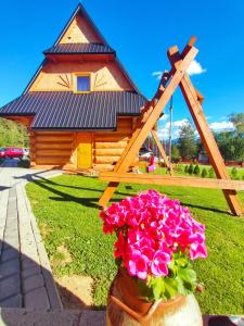 Zahrada ubytování Domek w Zębie z jacuzii i sauną w cenie