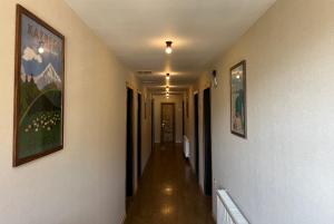Foto sihtkohas Stephantsminda asuva majutusasutuse Hotel Stancia Kazbegi - City Center galeriist