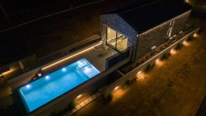 The swimming pool at or close to Fairytale Villas