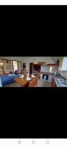 A kitchen or kitchenette at Green Garden