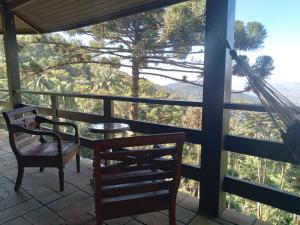 Uma varanda ou terraço em Vista Linda Hotel