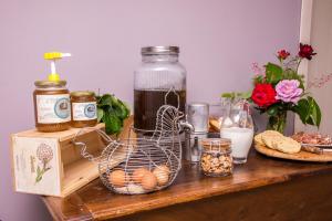 Jedlo v ubytovaní bed & breakfast alebo blízkom okolí