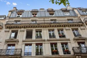 Budynek, w którym mieści się apartament