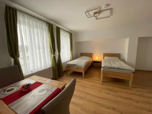 Postel nebo postele na pokoji v ubytování Private Zimmer HoAp