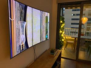 Fotografia z galérie ubytovania Apartamento precioso, Primera línea playa, Netflix, garaje, Wifi, Piscina,Vistas mar v destinácii Roquetas de Mar