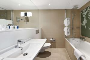 Baðherbergi á Radisson Blu Hotel, Hasselt